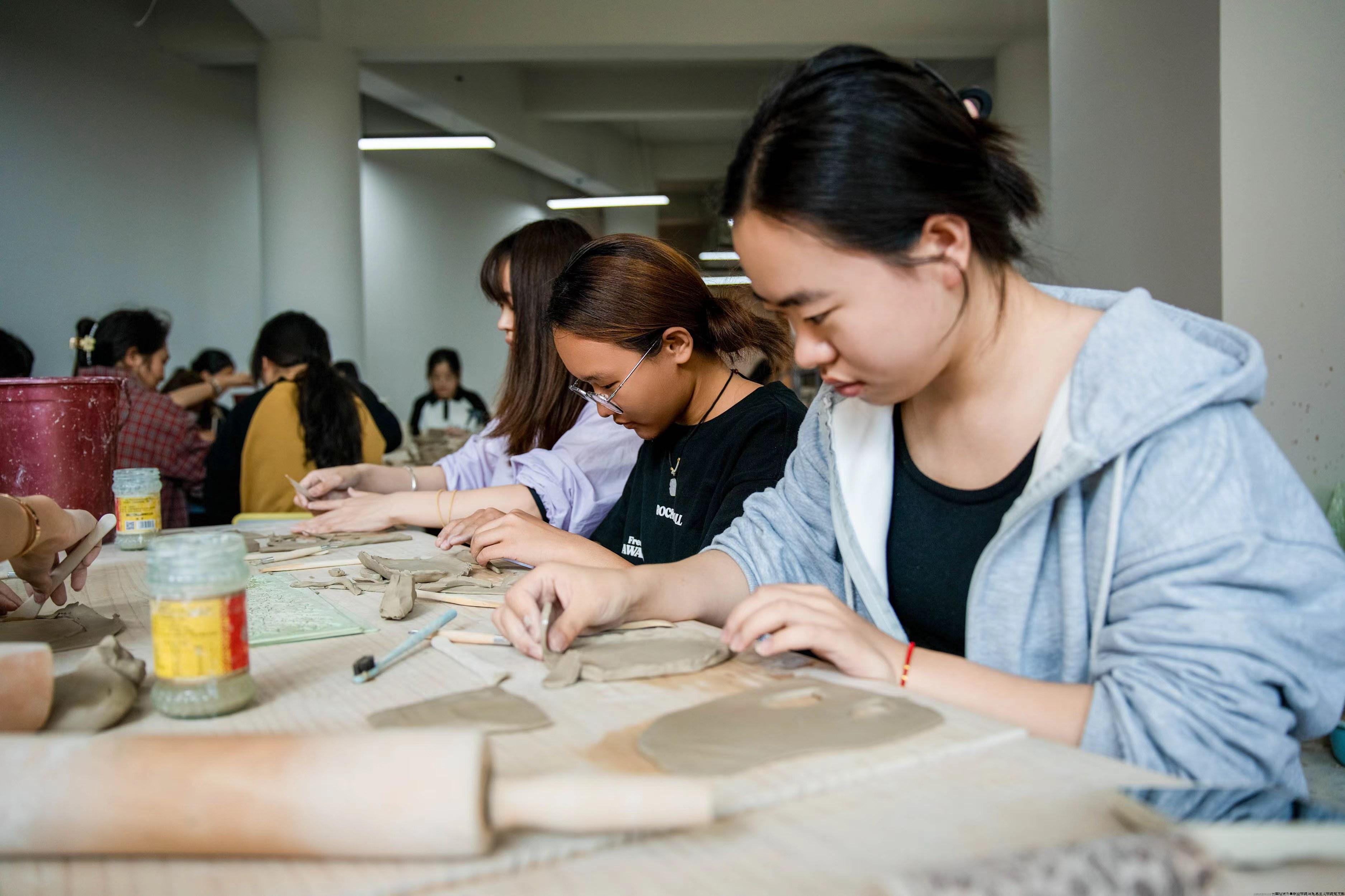 传统陶艺与竞技结合，文化运动新体验的简单介绍