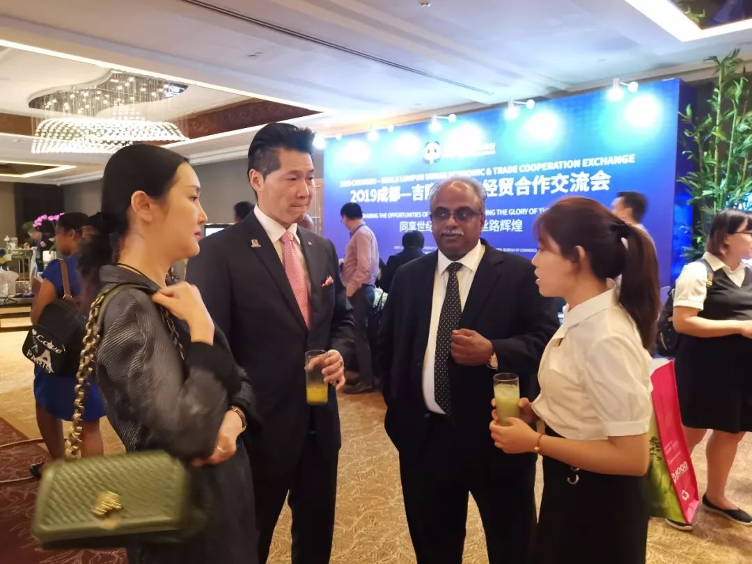 九游下载官网-包含最佳合作：球员之间精准配合令人惊叹的词条