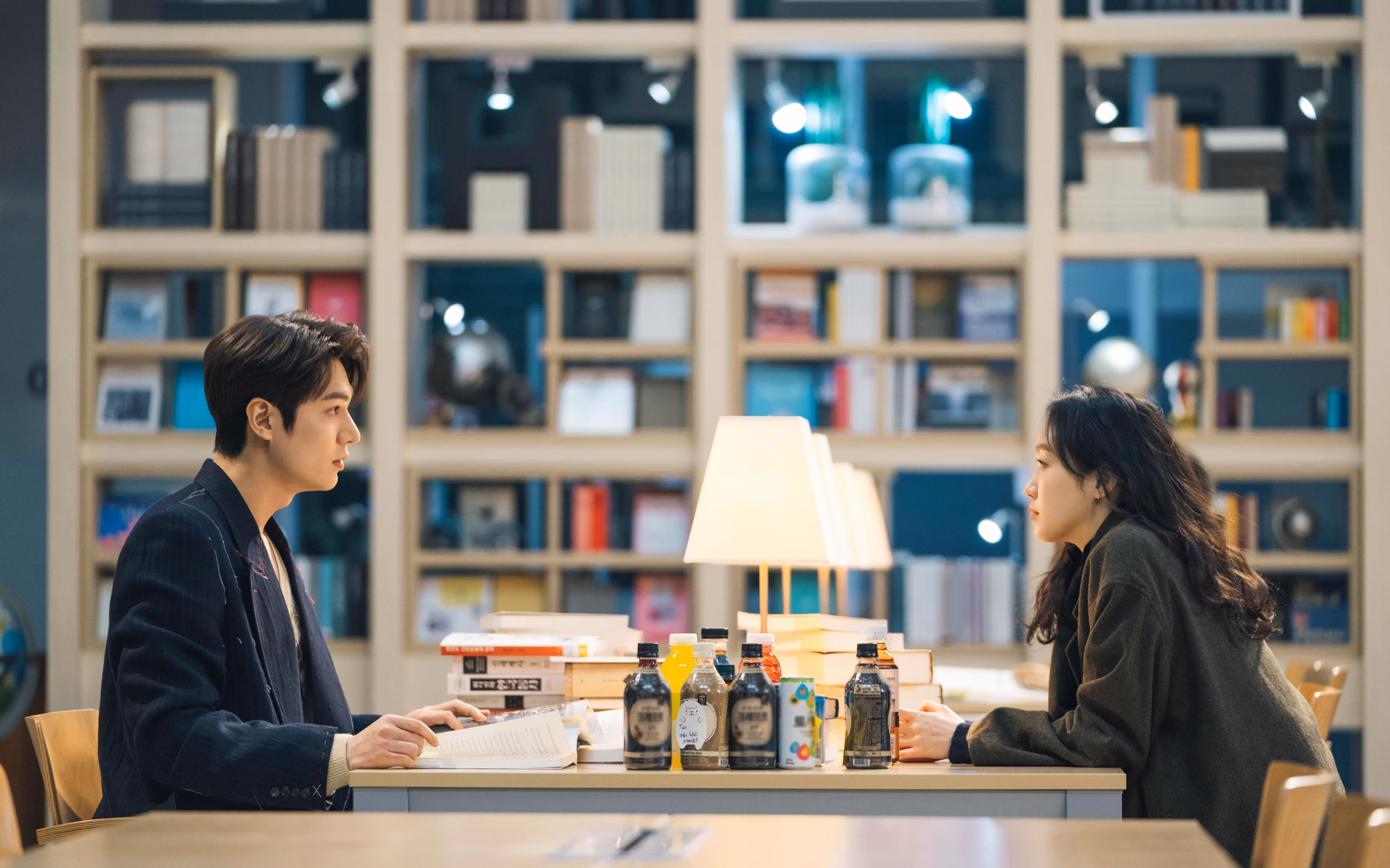 九游网页版官网-球队运营新思路，年轻化战略成焦点，球队管理方案