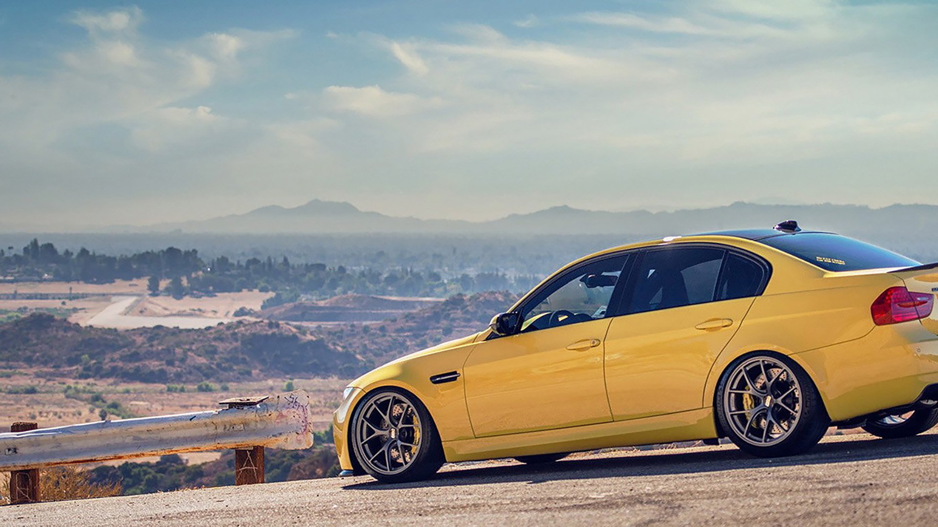 九游-勒沃库森主场1-1战平拜仁慕尼黑，错失三分，勒沃库森对拜仁慕尼黑